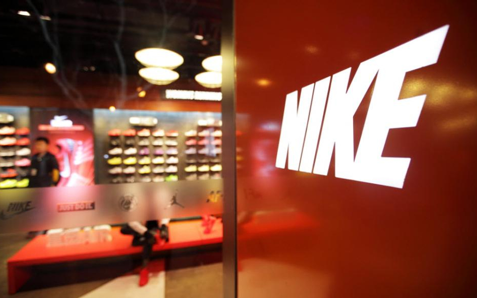 Złodzieje okradali Nike z luksusowych butów