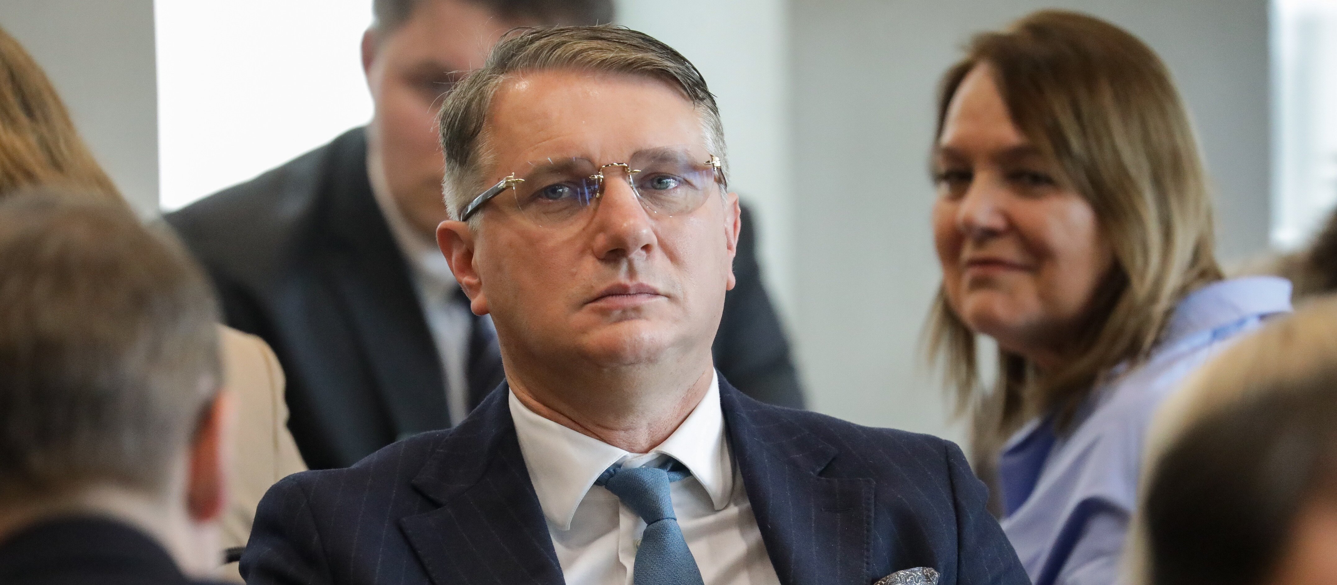 Wipler miał odwiedzić szefa Zondacrypto w Monako, potem bronił go w Sejmie. W tle tysiące euro