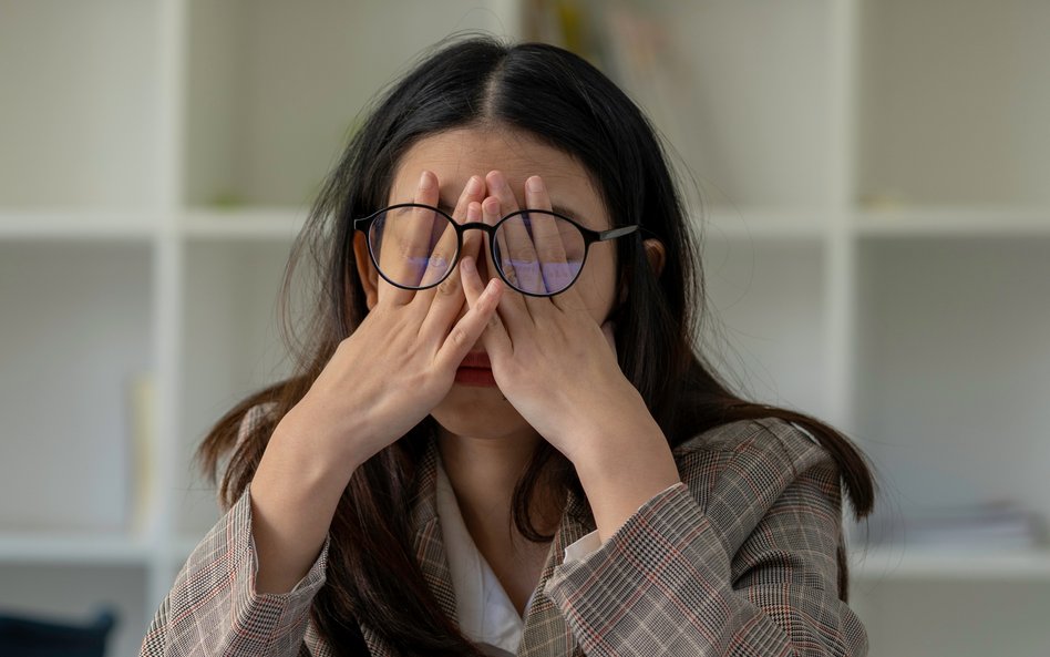 Mind blanking bywa również obserwowany częściej u osób z zaburzeniami lękowymi oraz u osób z ADHD.