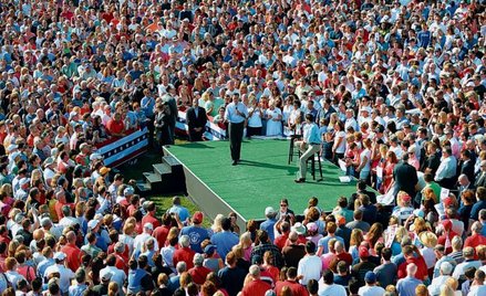 Tysiąc twarzy elektoratu:?wiec poparcia dla Mitta Romneya w Ohio