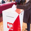 Karty do głosowania w wyborach i referendum będą spięte? Jest komunikat PKW