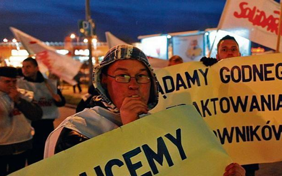 Polacy w pracy zniosą każde upokorzenie