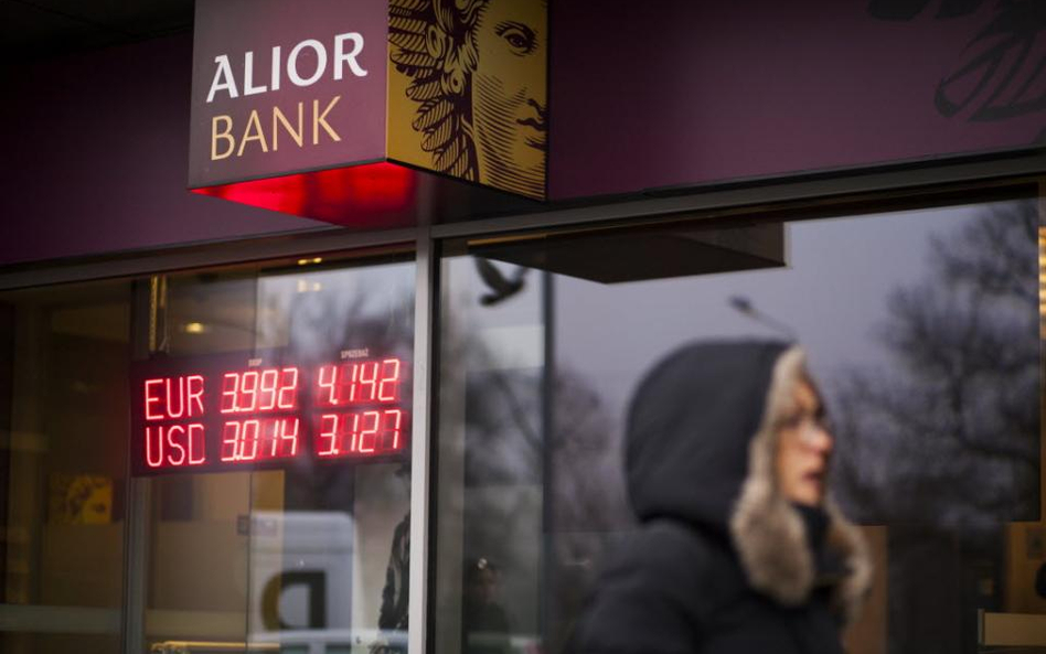 Alior Bank nie pobierze lub odda konsumentom odsetki za ostanie 12 miesięcy trwania umowy kredytu ko