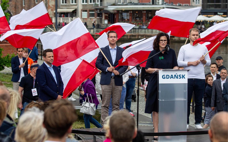 Rafał Trzaskowski z Aleksandrą Dulkiewicz w Gdańsku podczas prezentacji projektu Campus Polska Przys