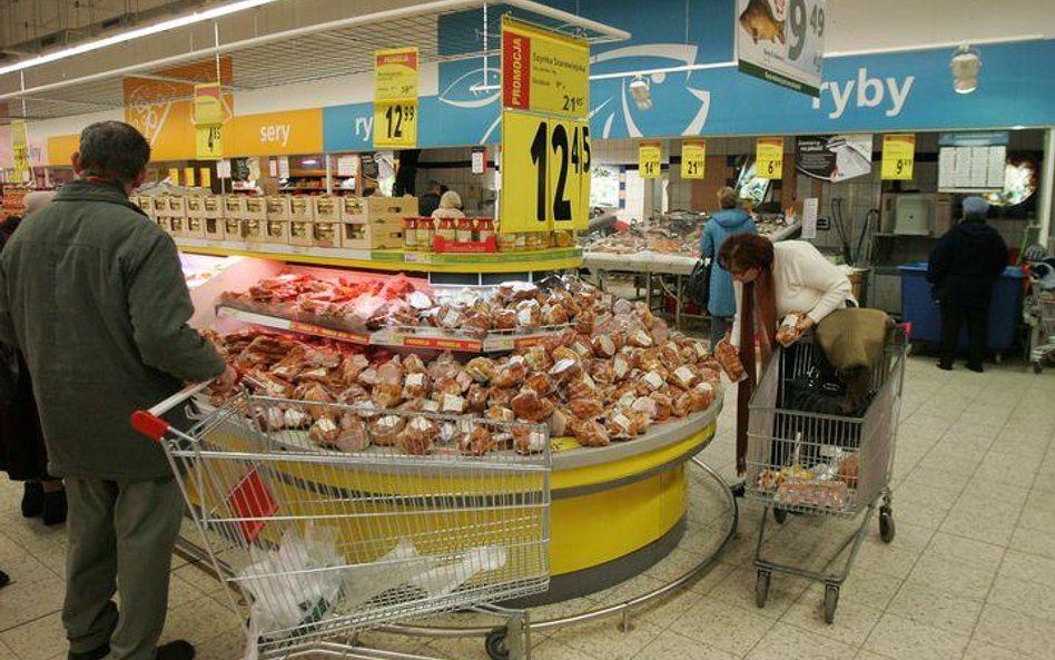Polacy znów chętnie wydają pieniądze na zakupy