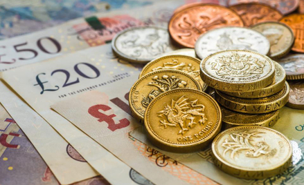 Niespodziewany prezent od banku. 130 mln funtów pomyłkowo przelane