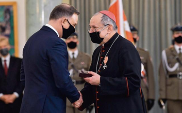 Andrzej Duda chętnie wręcza ordery i odznaczenia (na zdjęciu wręczenie Krzyża Kawalerskiego Orderu O