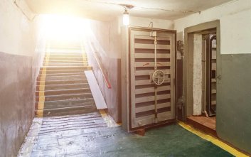 Radni zagłosowali za przyjęciem stanowiska ws. niezwłocznej budowy schronów na terenie Ursusa