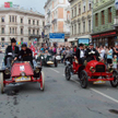 Rambler z 1903 roku M. Sankowskiego i Brush z 1911 roku T. Skrzelińskiego podczas Grand Prix Lwowa.