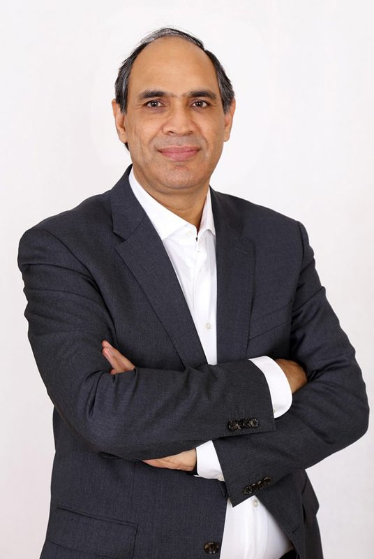 Sanjeev Choudhary, szef Medinice, regularnie zwiększa zaangażowanie w kapitale spółki. Pod koniec kw