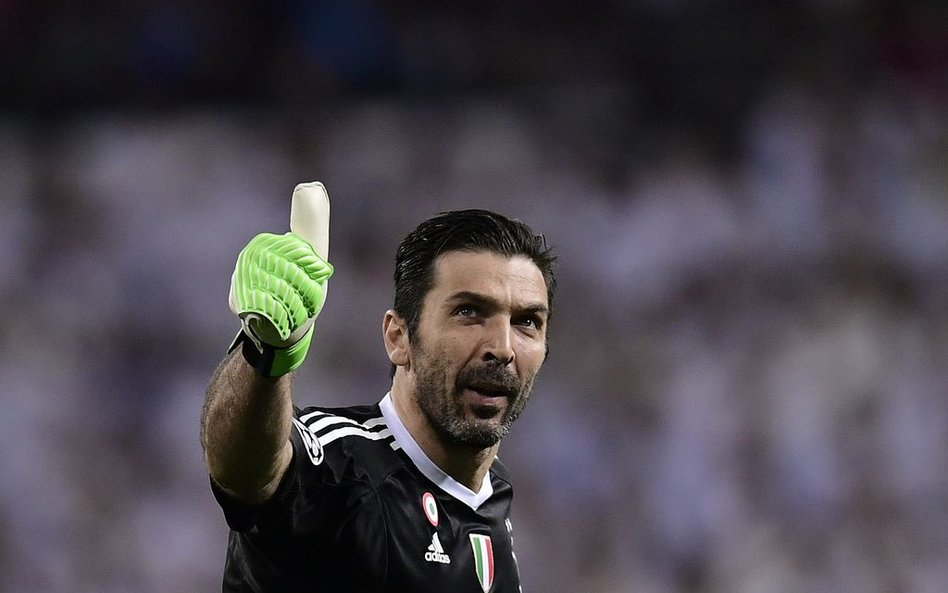 Buffon nie kończy kariery. Zagra w PSG
