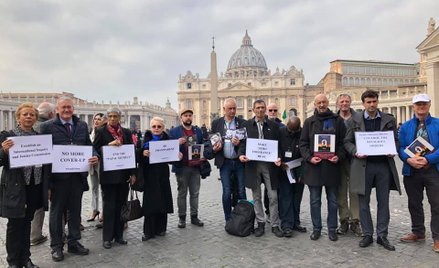 Polacy chcą przekazać papieżowi raport o wykorzystywaniu seksualnym