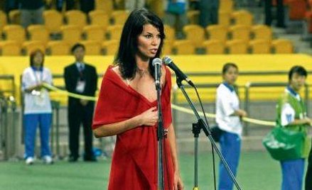 Najgłośniejszą plotką III RP była ta o romansie Aleksandra Kwaśniewskiego z Edytą Górniak. Miłość mi