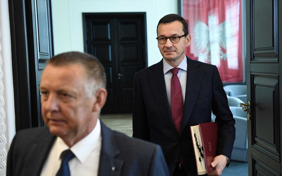 Prezes NIK Marian Banaś i premier Mateusz Morawiecki