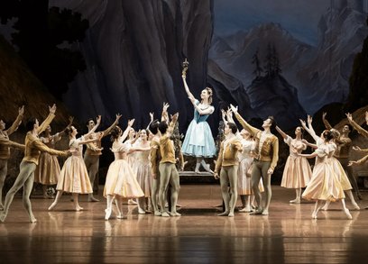 Poruszająca opowieść w baśniowej oprawie była pomysłem Theophila Gautiera, zainspirowanego legendą H