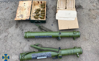 SBU znalazła porzucone rosyjskie arsenały. W nich m.in. pociski do Gradów