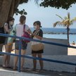 Wyspy Kanaryjskie: Maseczki nawet na plaży