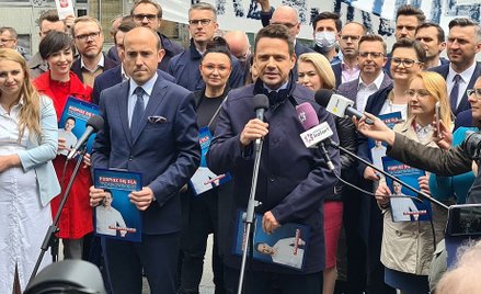 Sondaż: Duda, Trzaskowski, inni kandydaci poniżej 8 procent