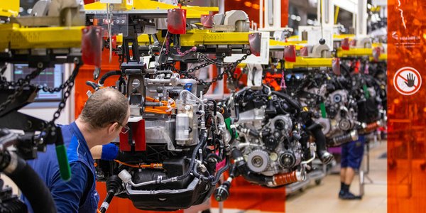 Niemiecka motoryzacja tnie zatrudnienie. BMW uruchamia program odpraw