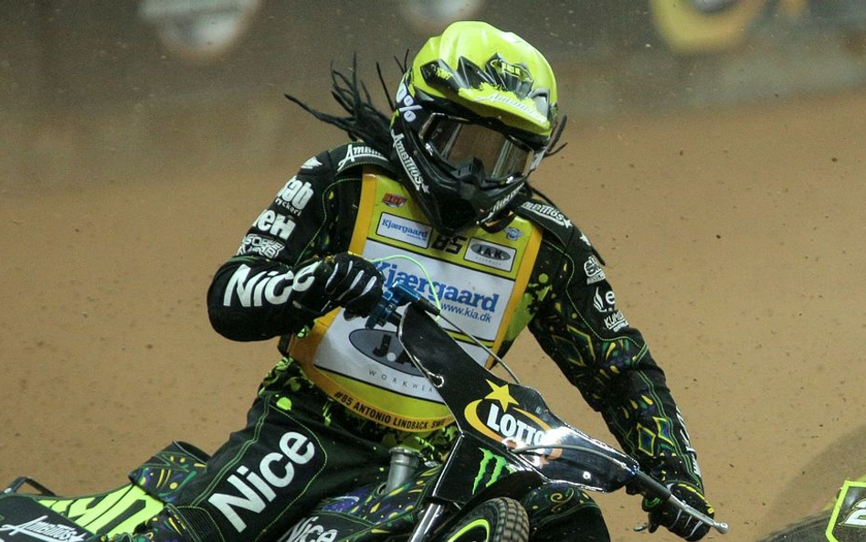Antonio Lindbaeck