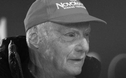 Austriacki kierowca wyścigowy, trzykrotny mistrz świata Formuły 1 (1975, 1977, 1984) i przedsiębiorc