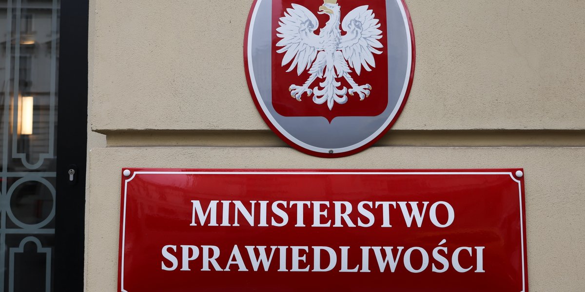 Wójtowie i burmistrzowie nie zostaną sędziami społecznymi w nowym projekcie MS