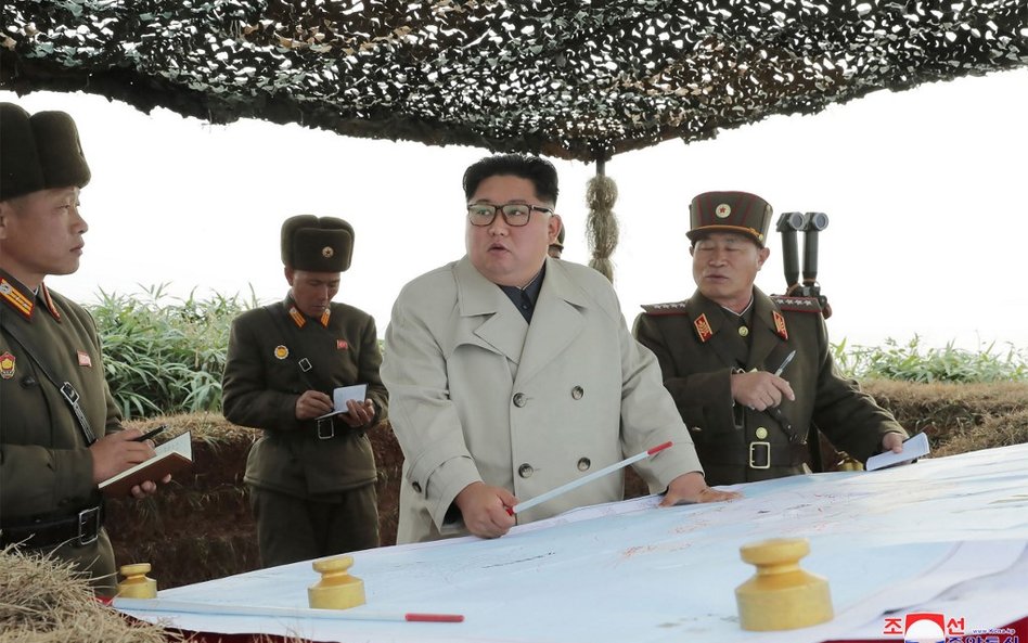 Korea Północna wystrzeliła pociski w stronę Japonii
