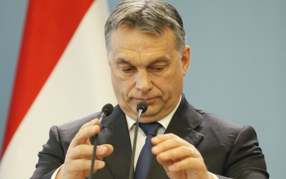 Koronawirus na Węgrzech: Viktor Orban zapowiada godzinę policyjną