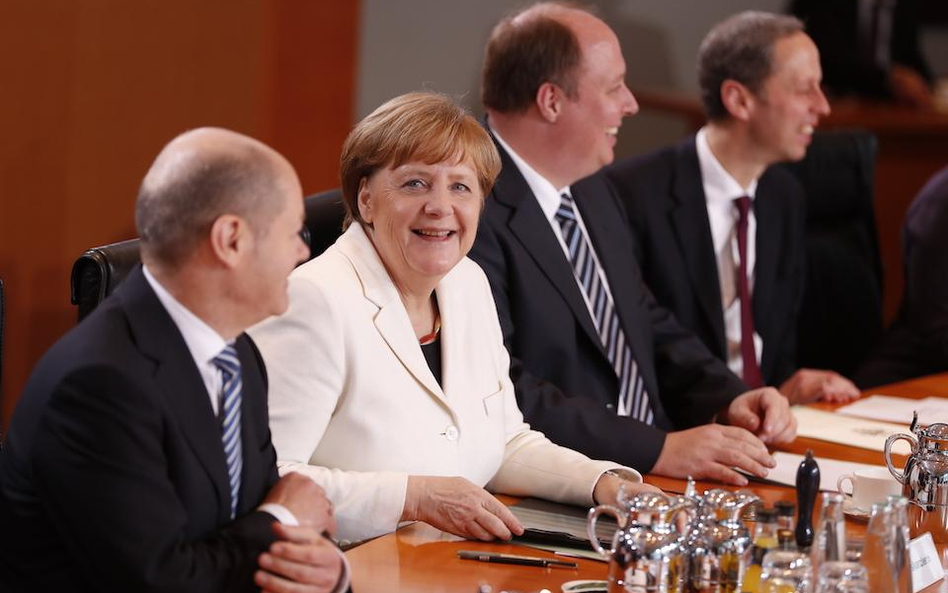 Nowy rząd Merkel najpierw zajmie się Europą