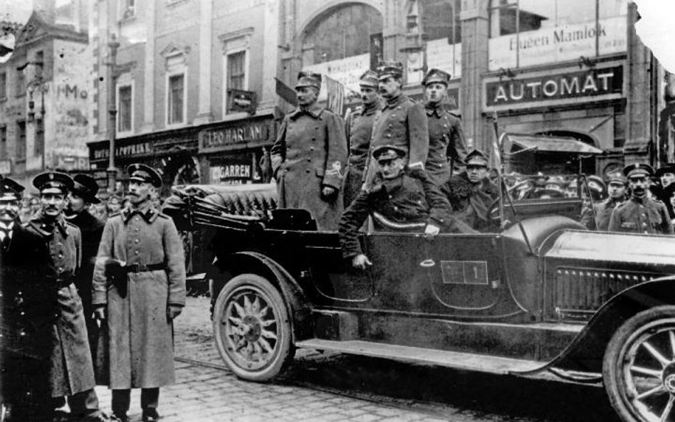 Dowódca powstania wielkopolskiego gen. Józef Dowbor-Muśnicki w Poznaniu. „W pierwszej połowie roku t