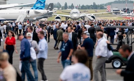 Poprzedni salon lotniczy na lotnisku Le Bourget w 2023 roku