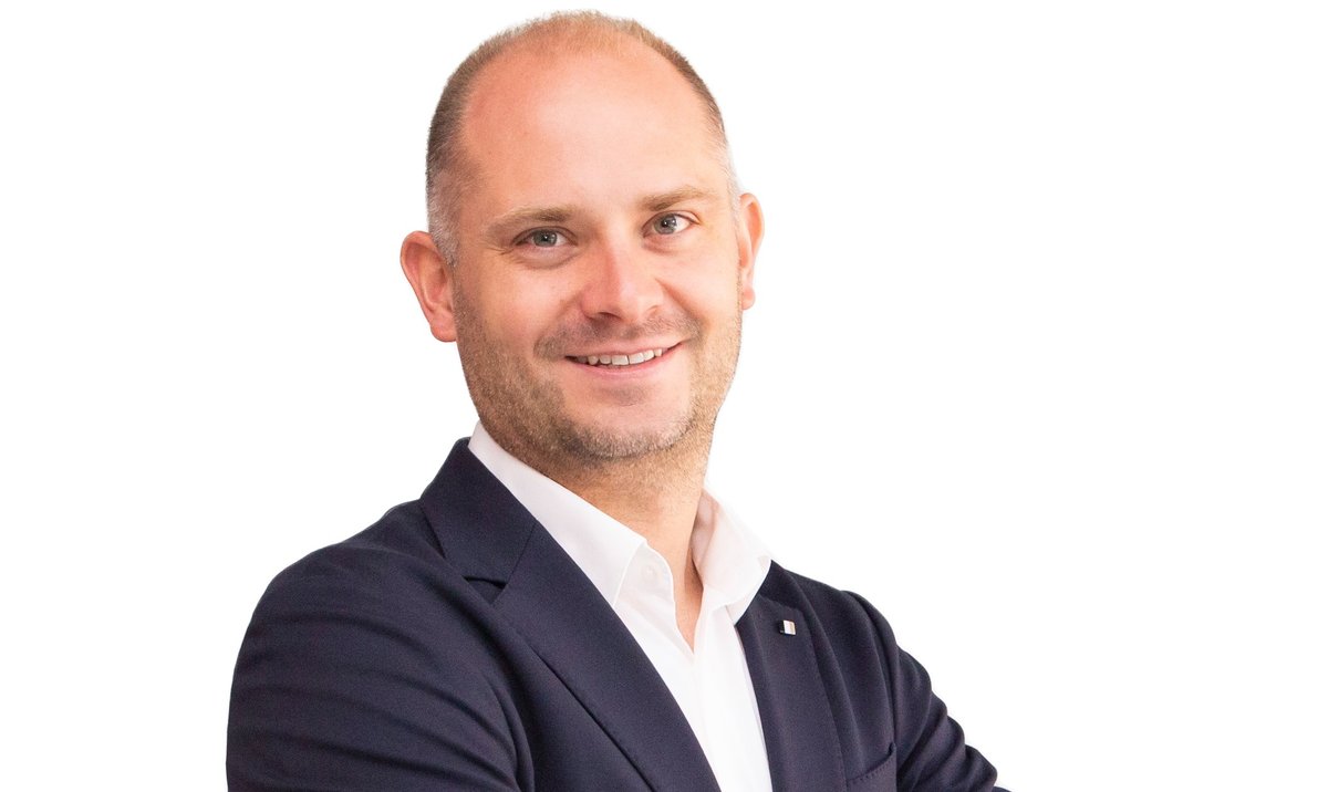 Cloud z nową strategią. Kurs rośnie