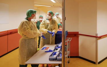 Holandia: Ponad 6-proc. wzrost liczby przypadków koronawirusa