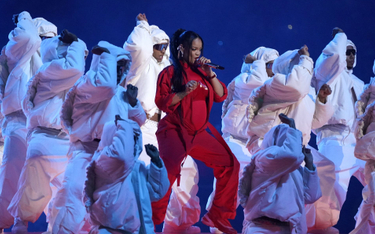 Rihanna w czasie Super Bowl