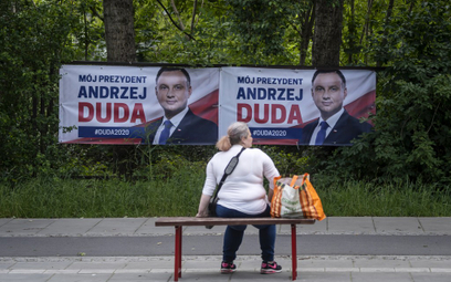Sondaż: Andrzej Duda utrzymuje poparcie. Będzie potrzebna druga tura