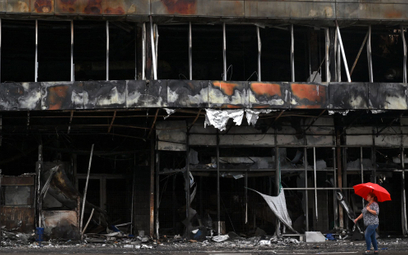 Zniszczone centrum handlowe w podkijowskiej Buczy (fot. ilustracyjna z 16 sierpnia)