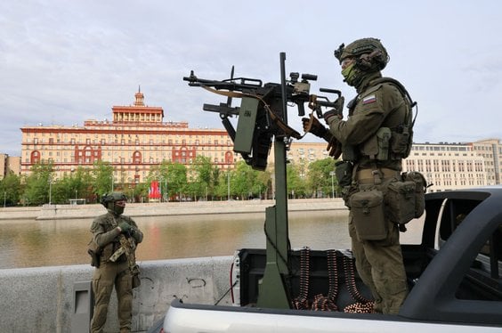 W związku z paradą w Moskwie wprowadzono dodatkowe środki bezpieczeństwa