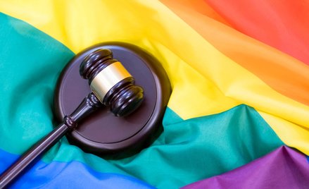 Sąd unieważnił dwie ostatnie uchwały „anty-LGBT” zaskarżone przez RPO