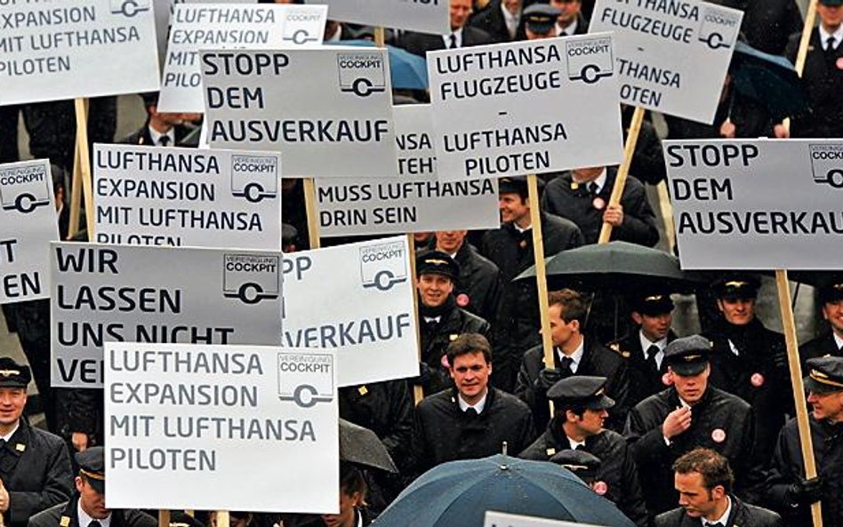 Strajk pilotów związku zawodowego Cockpit, miał kosztować niemiecką linię lotniczą 25 mln euro dzien