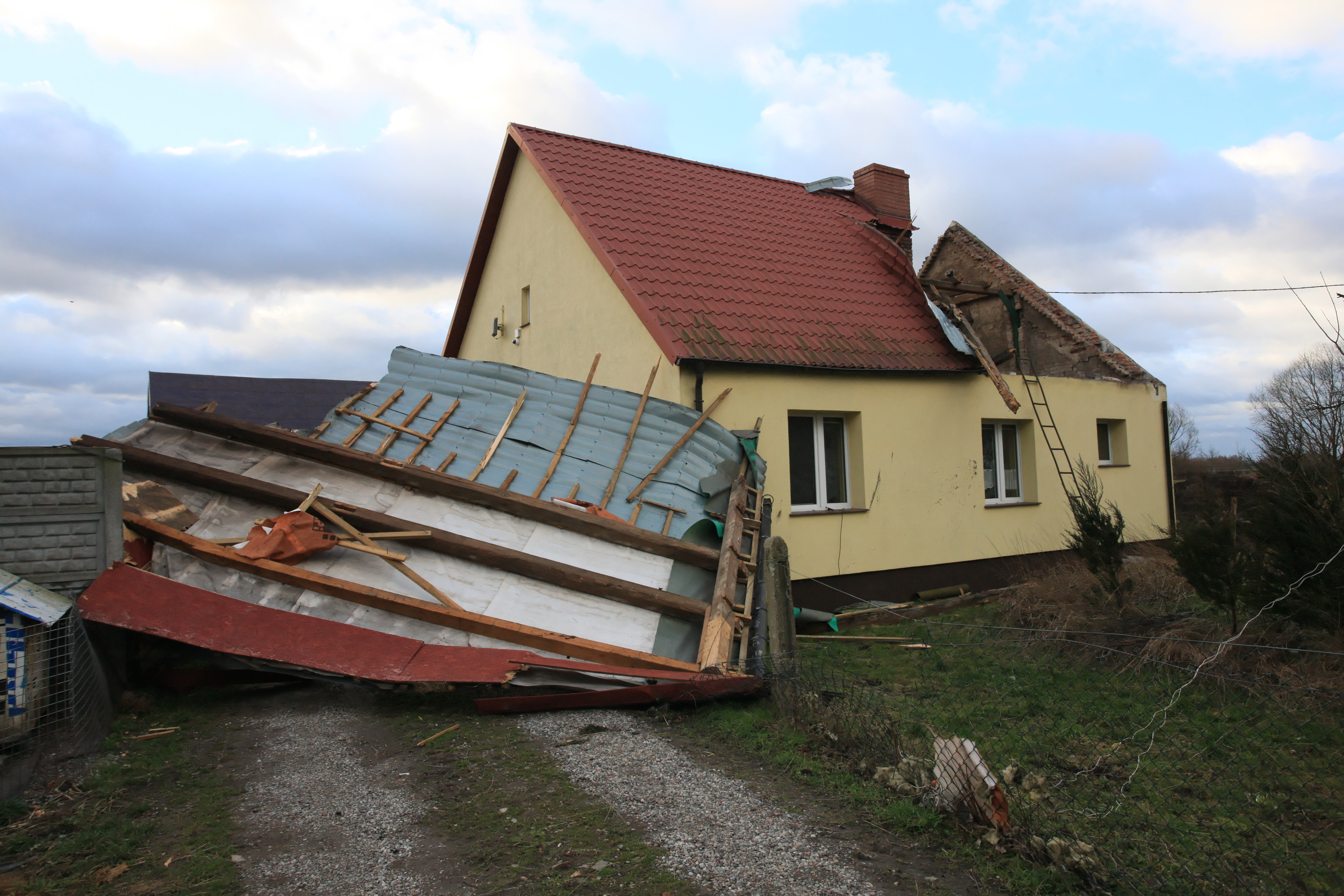 Odszkodowania Po Wichurach - Jak Postępować, Co Z Usuwaniem Skutków ...