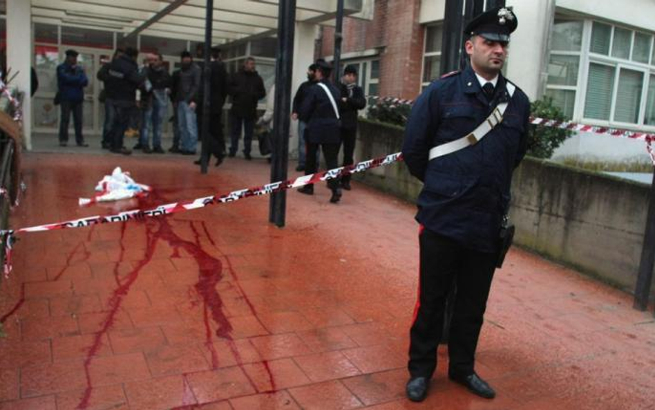 Po ataku camorry we środę 5 grudnia, w neapolitańskim przedszkolu zostały krwawe ślady