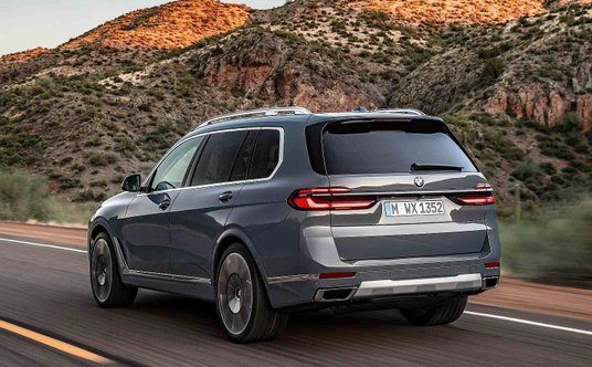BMW X7