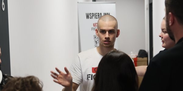 Ostatni dzwonek. Kilka godzin do zamknięcia akcji wspieranej przez Łatwoganga i Bedoesa