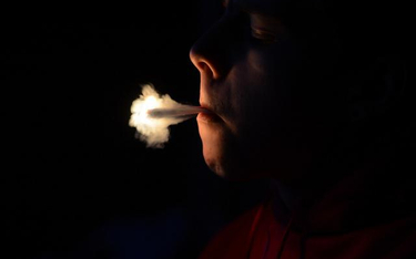 Lawinowo rośnie liczba starszych Amerykanów, którzy palą „trawkę”