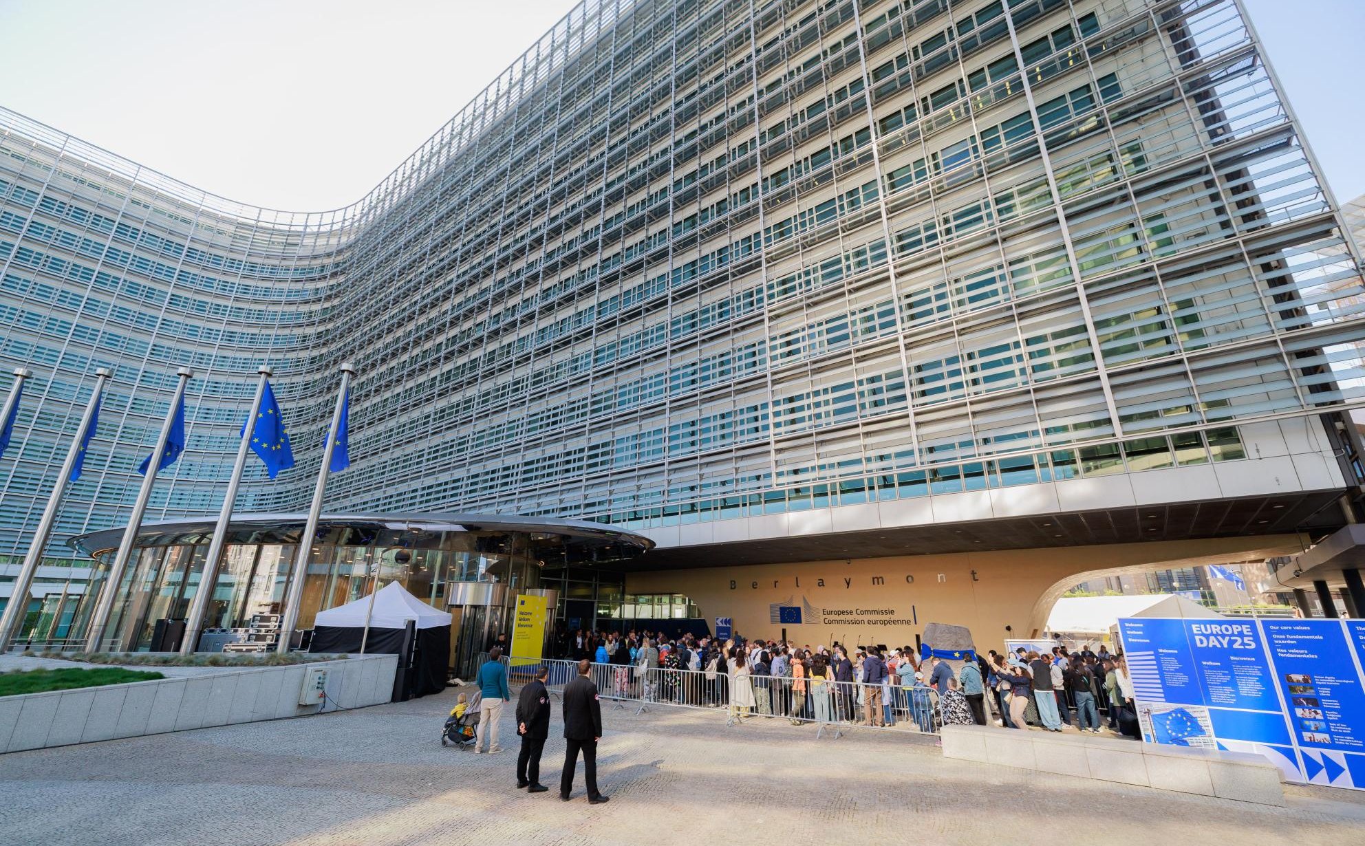 Producenci taboru spierają się z użytkownikami o elektryfikację flot