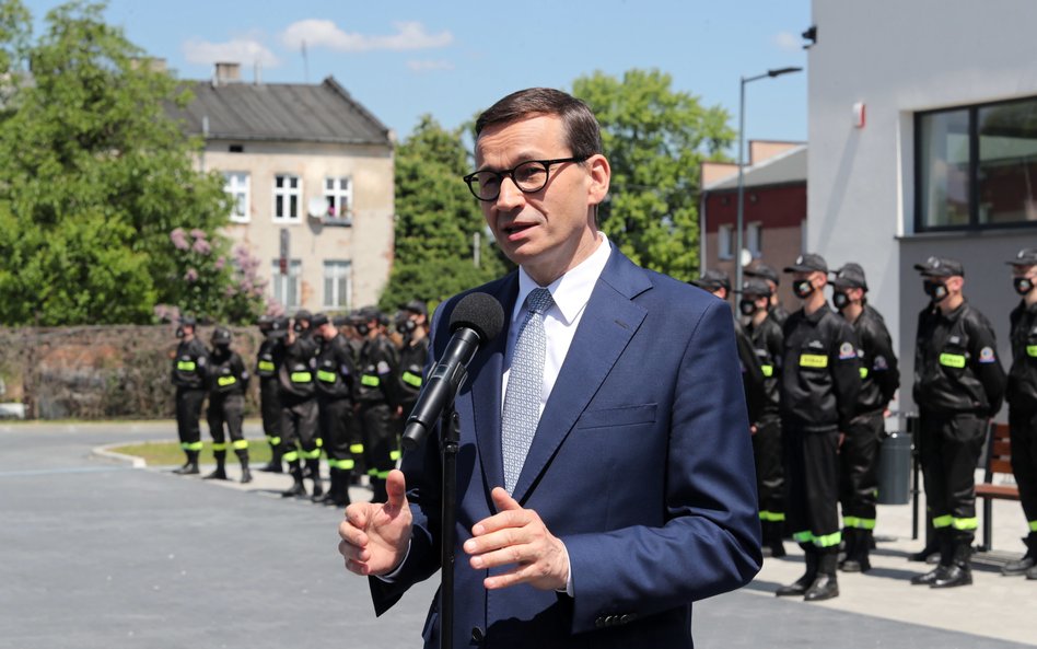 Więcej wiernych w kościołach. Premier zapowiada luzowanie obostrzeń