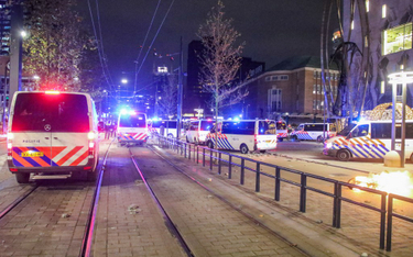 Holandia: Przeciwnicy lockdownu na ulicach. Trzy osoby trafiły do szpitala