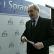 Antoni Macierewicz, od lat mający opinię najbardziej zagorzałego mitotwórcy w PiS, poświęcił prawdę 