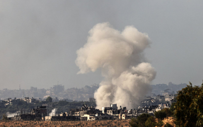 Słup dymu nad Strefą Gazy