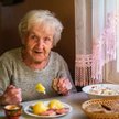 Milion brytyjskich seniorów nie je, bo czują się samotni